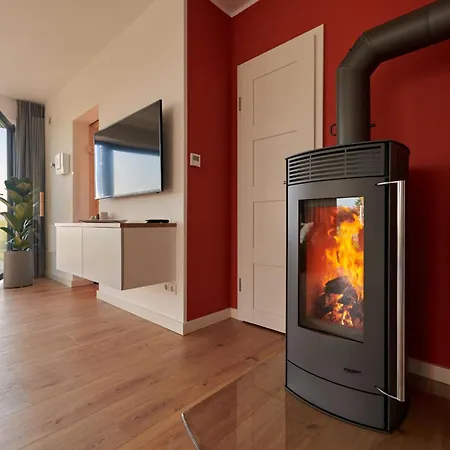 Backsteinquartier B In Mit Sauna, Kamin Und Boddenblick *