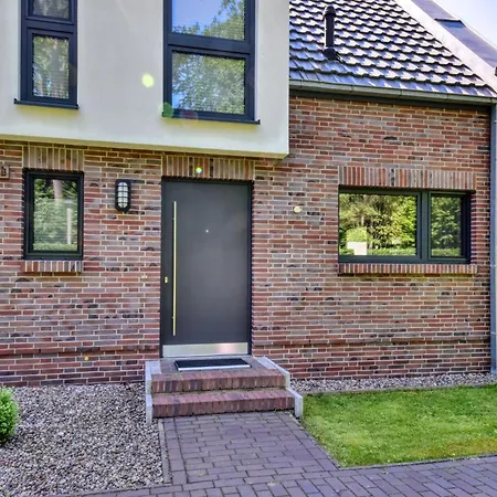 Backsteinquartier B In Mit Sauna, Kamin Und Boddenblick Hébergement de vacances