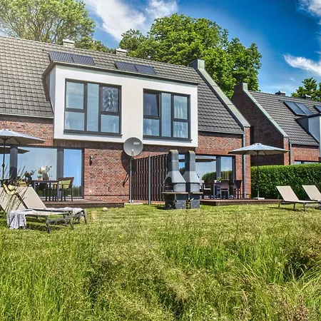 Hébergement de vacances Backsteinquartier B In Mit Sauna, Kamin Und Boddenblick Putbus